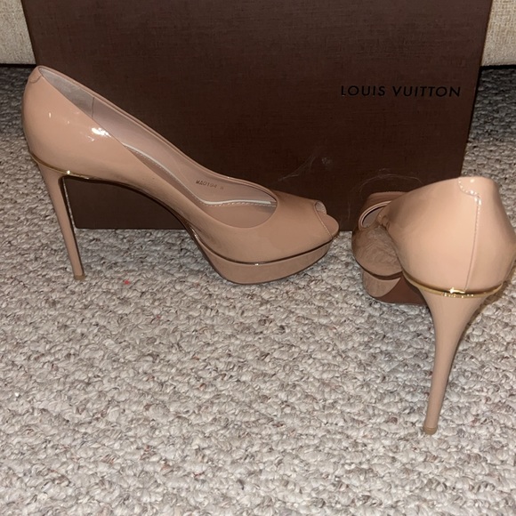 Camel peep toe platforms - Picture 4 of 5